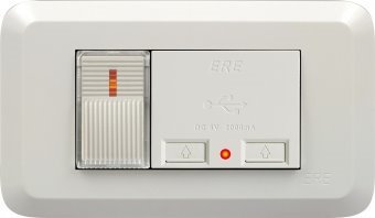 RE-4201 雙USB充電座.單開關